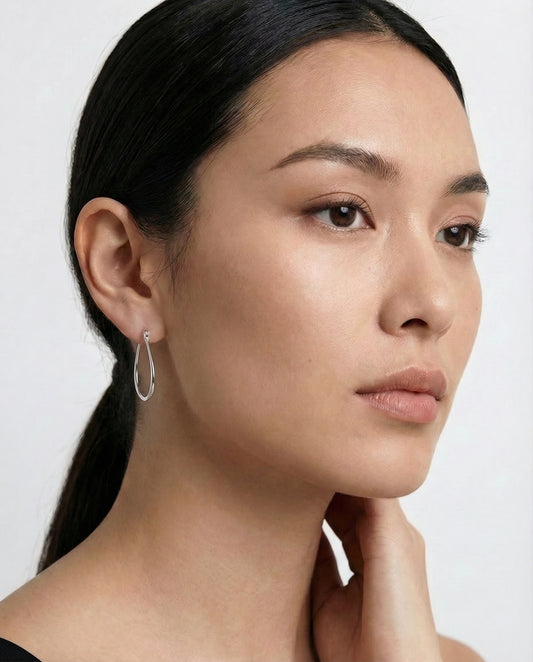 925 Sterling Silver Oval Hoop Earrings wear on ear