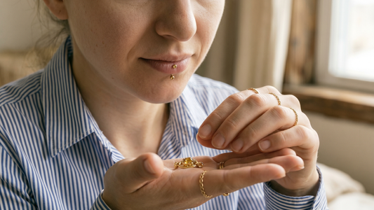 The psychology of jewellery — why we wear what we wear research guide by Clarabelle