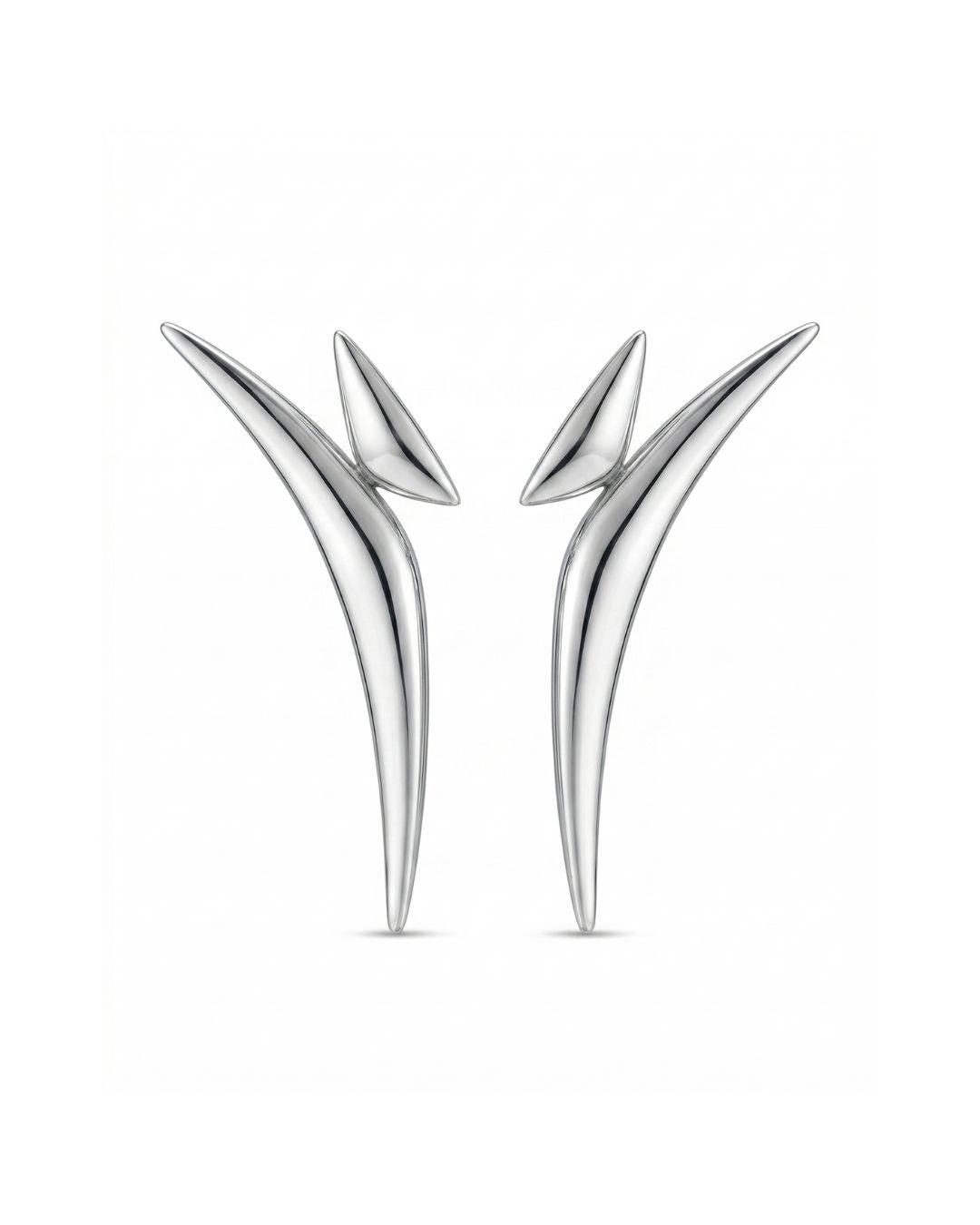 Alfama  Earrings in silver on a luxury background