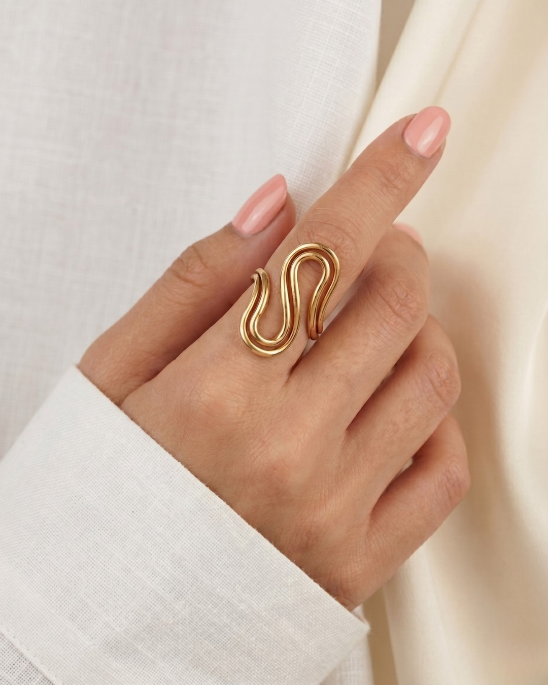Garda Ring Gold on hand by clarabelle model